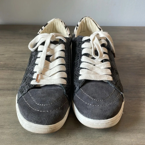 Dolce Vita, animal print, snakeskin, and suede sneaker, great condition, size 9 - Picture 2 of 7